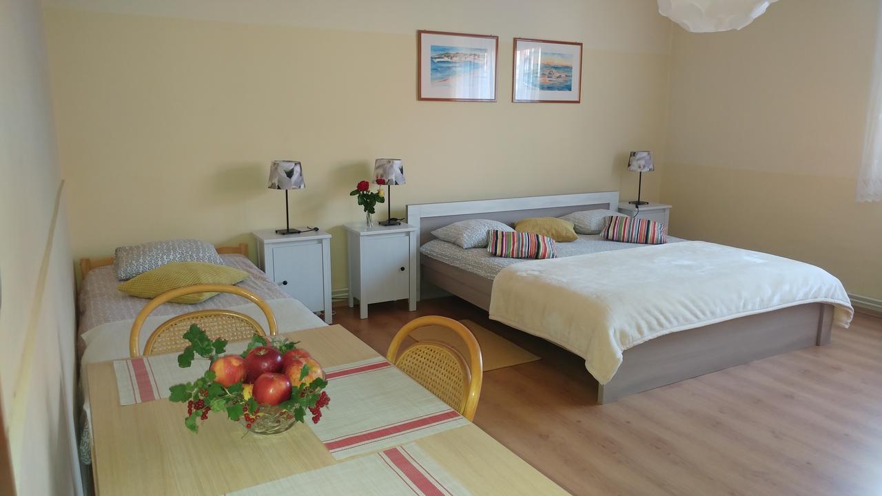 Apartment Cecilia Koprivnica Bagian luar foto